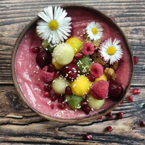 Malinowo- kokosowy smoothie bowl