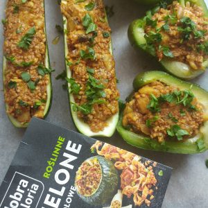 Warzywa faszerowane roślinnym „mięsem mielonym”